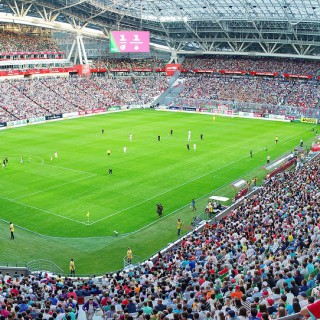 ФИФА разрешит играть свадьбы на стадионах