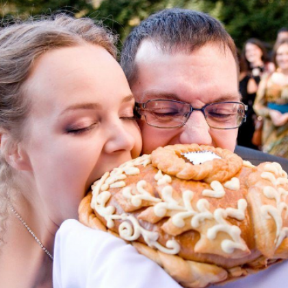 Свадебная традиция хлеб-соль